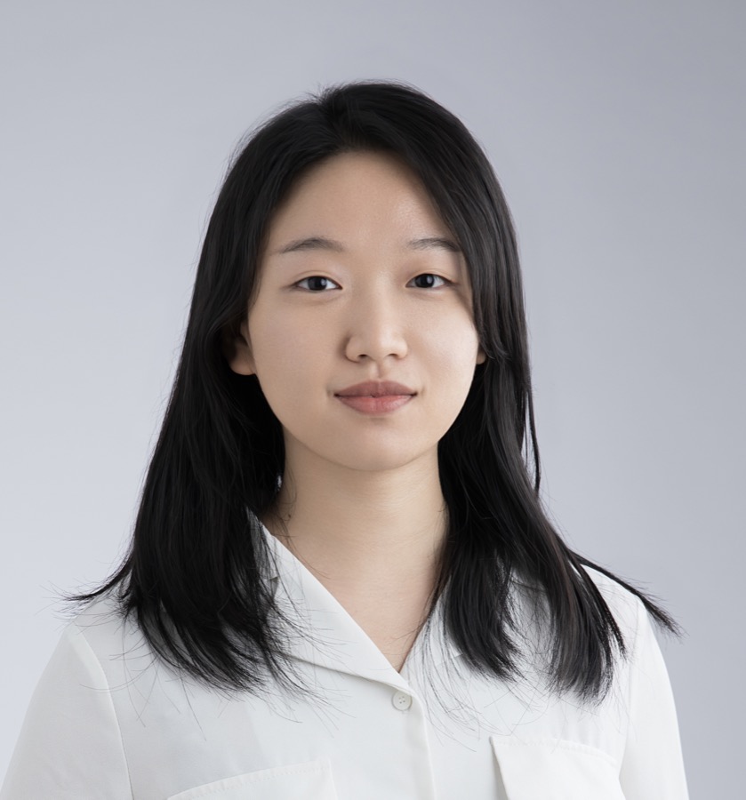 Portrait of Shuran Zheng